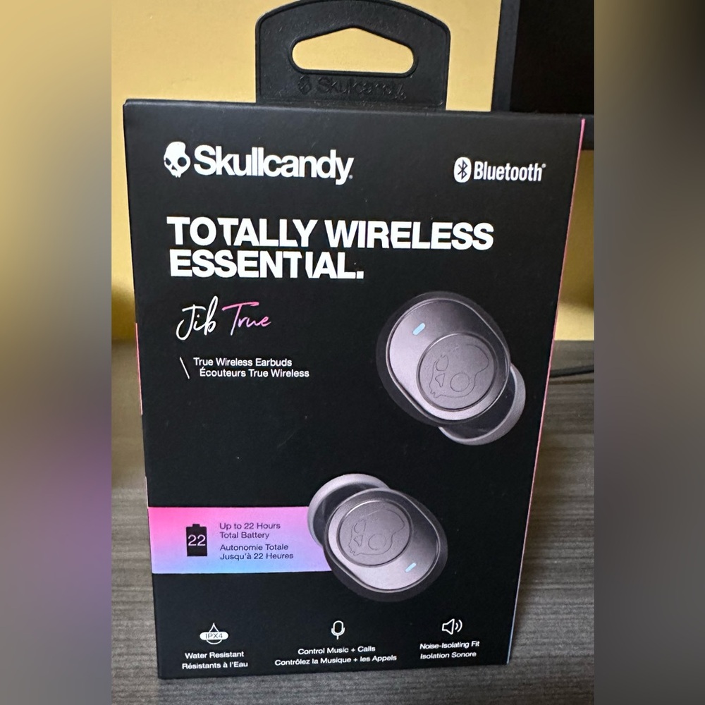 Skullcandy Black Wireless Headset Essential